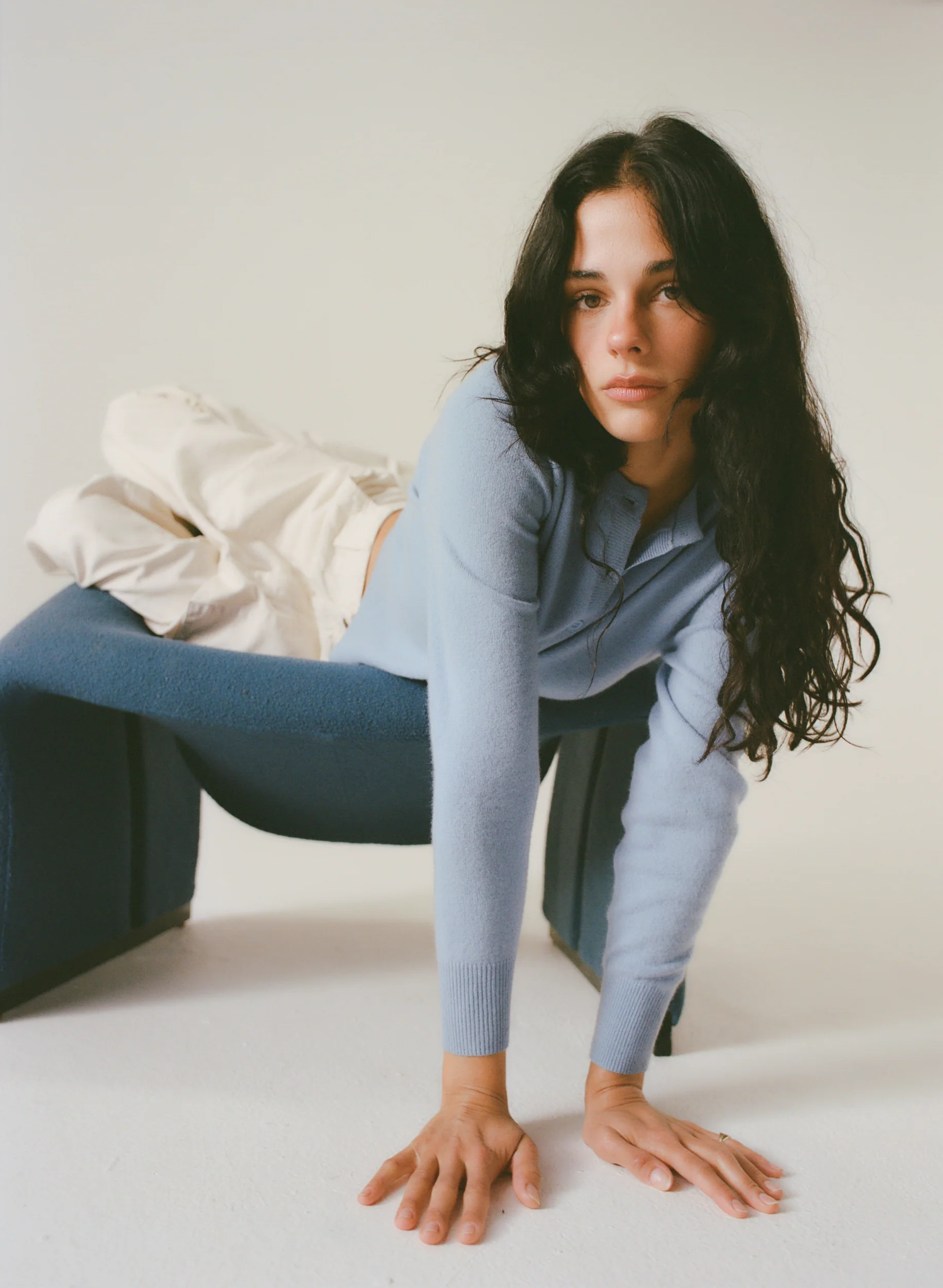 Women's Cashmere Cardigan - Image 11