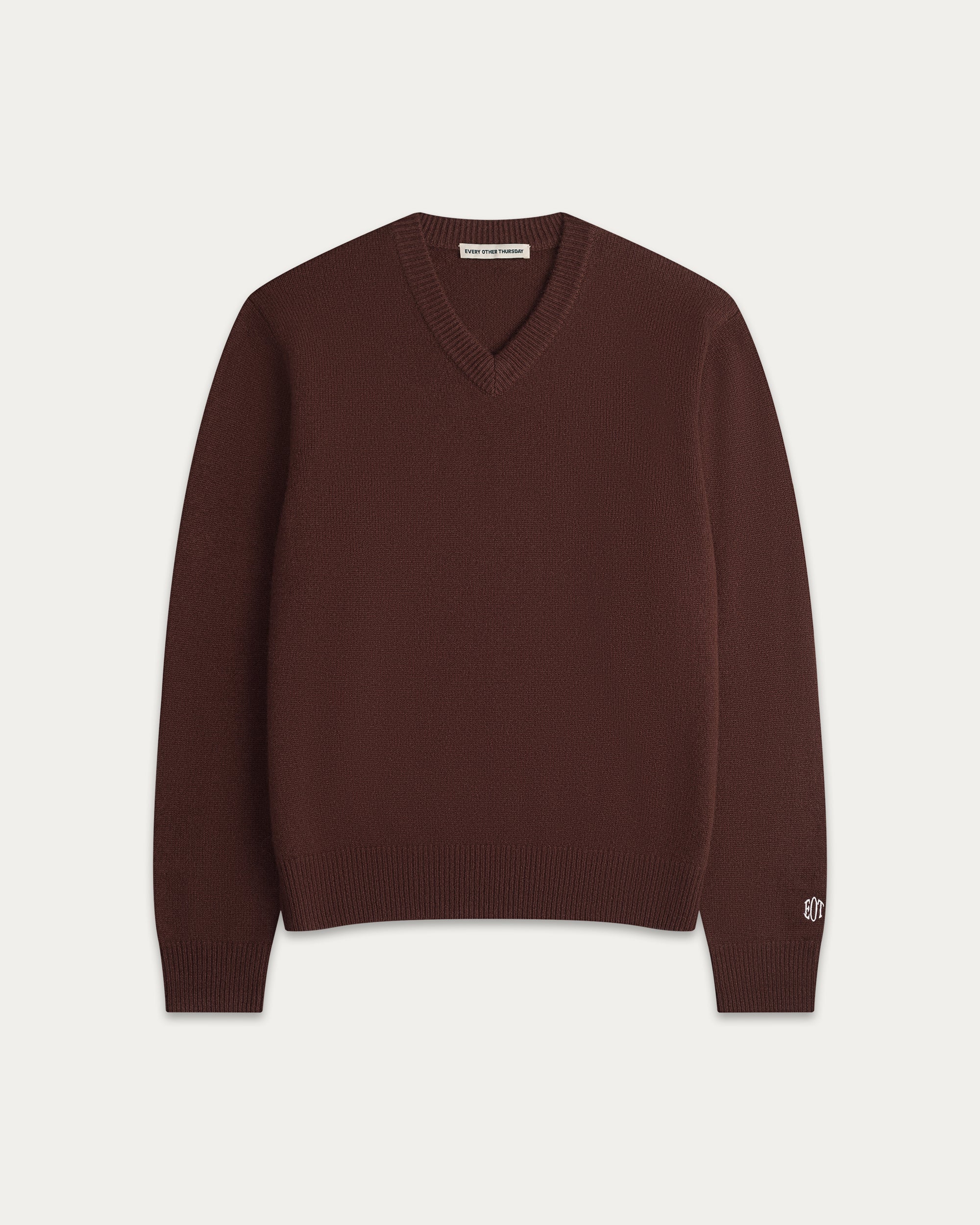 Cashmere V-Neck Knit - Image 14