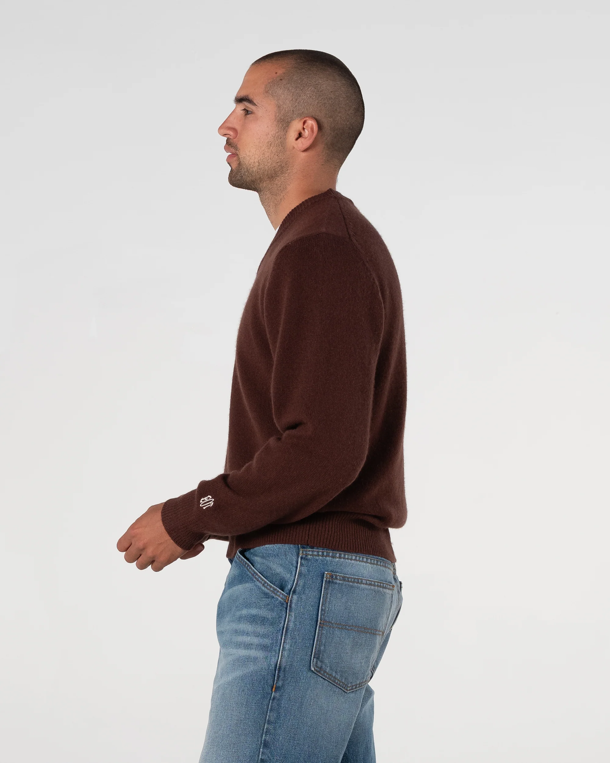 Cashmere V-Neck Knit - Image 16